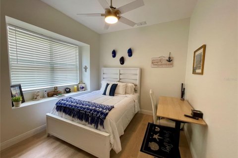 House in Lake Mary, Florida 3 bedrooms, 187.85 sq.m. № 1841561 - photo 15