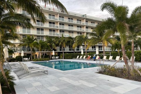 Copropriété à louer à Palm Beach, Floride: 43.2 m2 № 2169736 - photo 4