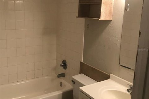 Townhouse in Gainesville, Florida 2 bedrooms, 71.35 sq.m. № 1906106 - photo 10