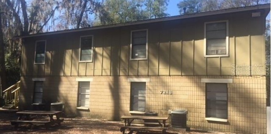 Adosado en Gainesville, Florida 2 dormitorios, 71.35 m2 № 1906106