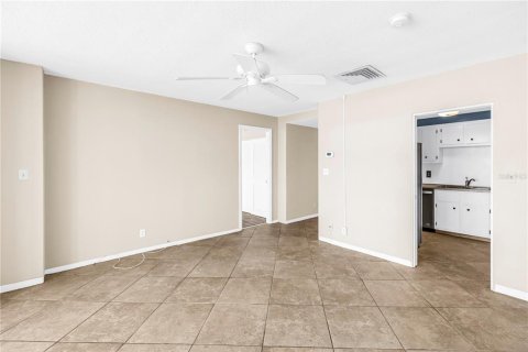 Copropriété à vendre à Saint Pete Beach, Floride: 1 chambre, 78.13 m2 № 2347379 - photo 15