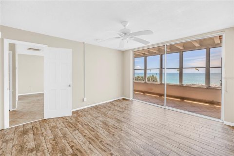 Copropriété à vendre à Saint Pete Beach, Floride: 1 chambre, 78.13 m2 № 2347379 - photo 7