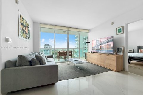 Condo in Miami, Florida, 2 bedrooms  № 2001689