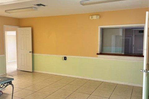 Immobilier commercial à louer à St. Lucie, Floride № 2135539 - photo 2