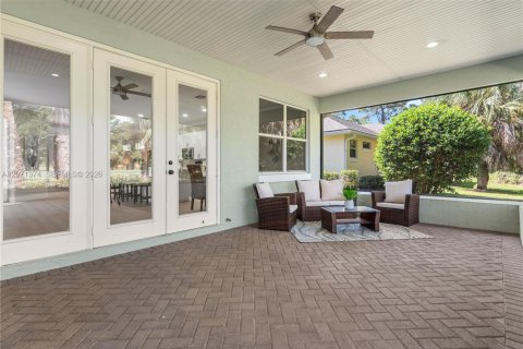 House in Vero Beach, Florida 3 bedrooms, 184.78 sq.m. № 2301327 - photo 30