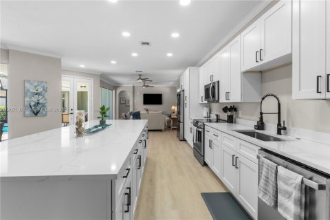 House in Vero Beach, Florida 3 bedrooms, 184.78 sq.m. № 2301327 - photo 17