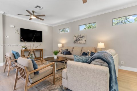 House in Vero Beach, Florida 3 bedrooms, 184.78 sq.m. № 2301327 - photo 20
