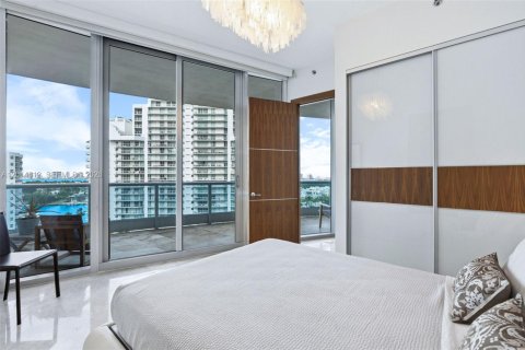Condo in Miami Beach, Florida, 3 bedrooms № 2076549 - photo 27