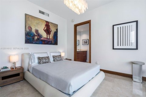 Condo in Miami Beach, Florida, 3 bedrooms № 2076549 - photo 26