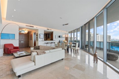 Condo in Miami Beach, Florida, 3 bedrooms № 2076549 - photo 7