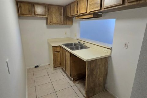 Condominio en alquiler en Tampa, Florida, 1 dormitorio, 46.82 m2 № 2105729 - foto 4