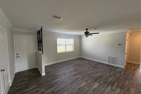 Casa en venta en Astor, Florida, 3 dormitorios, 111.02 m2 № 1907134 - foto 3