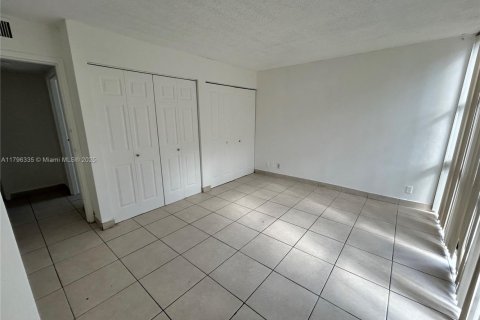 Condominio en venta en Sunny Isles Beach, Florida, 2 dormitorios, 83.05 m2 № 1954283 - foto 24