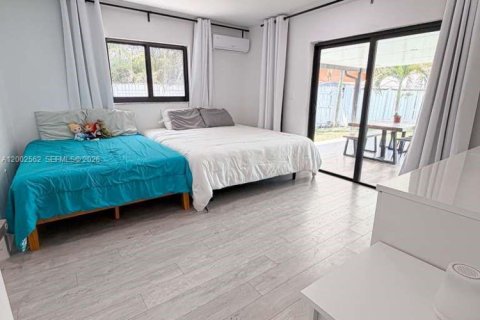House in Miami, Florida 4 bedrooms № 2066188 - photo 18