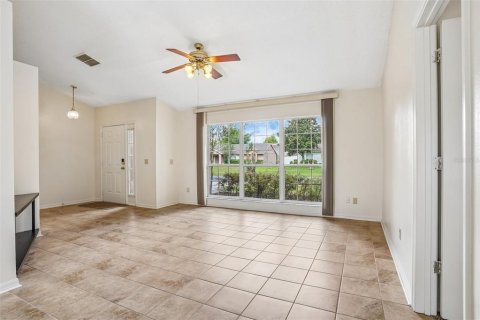 Villa ou maison à vendre à Ocoee, Floride: 4 chambres, 160.07 m2 № 2142449 - photo 13