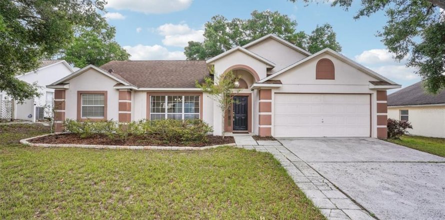 Villa ou maison à Ocoee, Floride 4 chambres, 160.07 m2 № 2142449