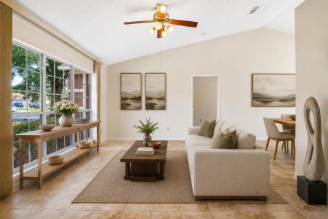 Villa ou maison à vendre à Ocoee, Floride: 4 chambres, 160.07 m2 № 2142449 - photo 12