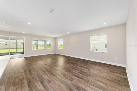House in Ocala, Florida 2 bedrooms, 187.57 sq.m. № 1773976 - photo 11