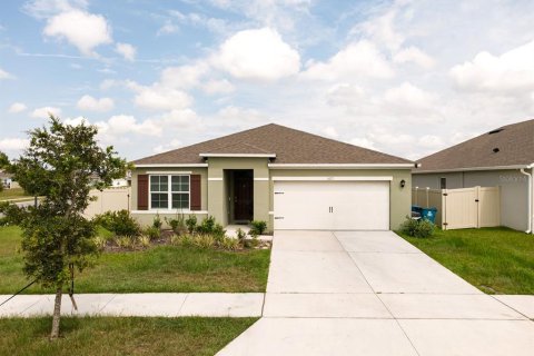 Casa en Davenport, Florida 3 dormitorios, 160.26 m2 № 2221794
