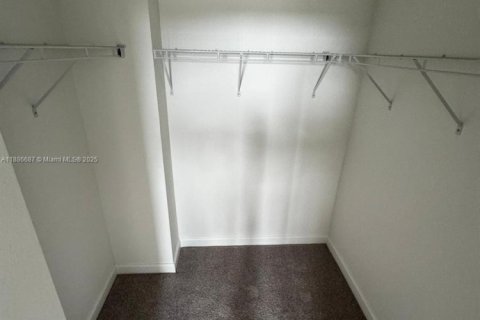 Townhouse in Homestead, Florida 3 bedrooms, 123.37 sq.m. № 2021431 - photo 14