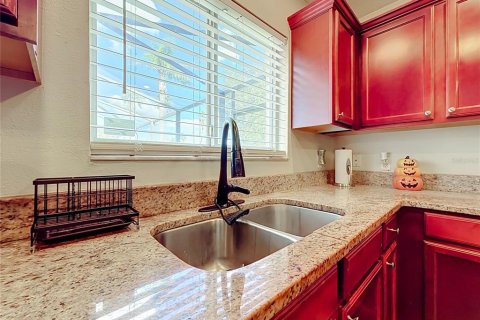 Villa ou maison à vendre à Davenport, Floride: 4 chambres, 233 m2 № 2433413 - photo 13