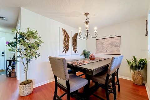 Villa ou maison à vendre à Davenport, Floride: 4 chambres, 233 m2 № 2433413 - photo 10