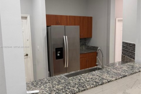 Townhouse in Fort Lauderdale, Florida 3 bedrooms, 218.32 sq.m. № 1984455 - photo 17