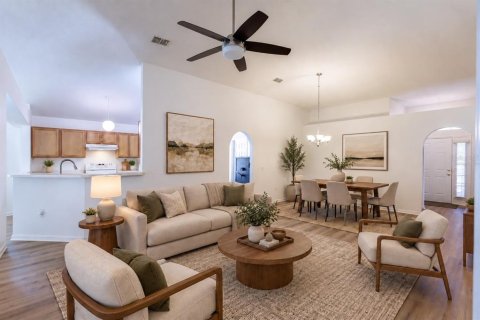 Villa ou maison à vendre à Chuluota, Floride: 3 chambres, 173.26 m2 № 2416779 - photo 4