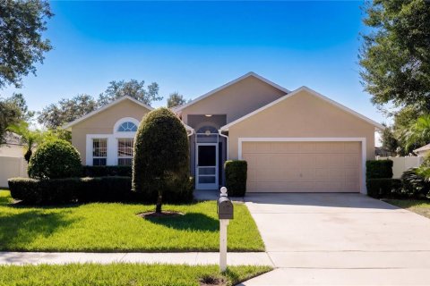 Villa ou maison à Chuluota, Floride 3 chambres, 173.26 m2 № 2416779