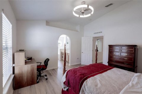 Villa ou maison à vendre à Chuluota, Floride: 3 chambres, 173.26 m2 № 2416779 - photo 17