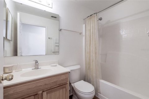 Villa ou maison à vendre à Chuluota, Floride: 3 chambres, 173.26 m2 № 2416779 - photo 26