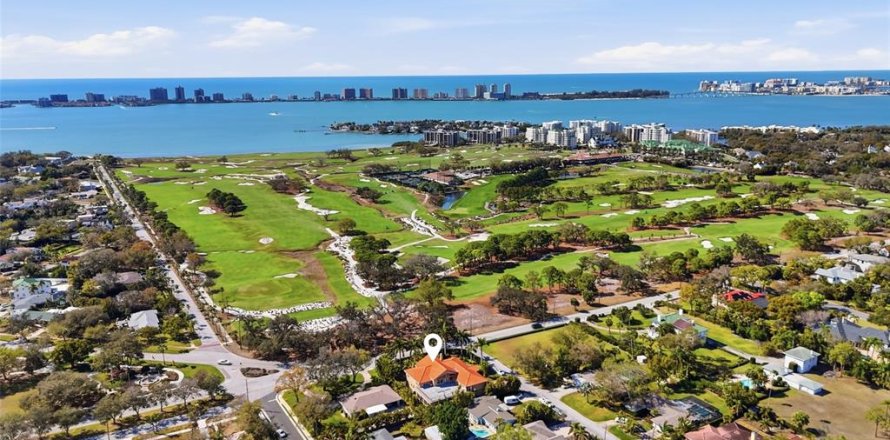 Casa en Belleair, Florida 4 dormitorios, 593.37 m2 № 2103106