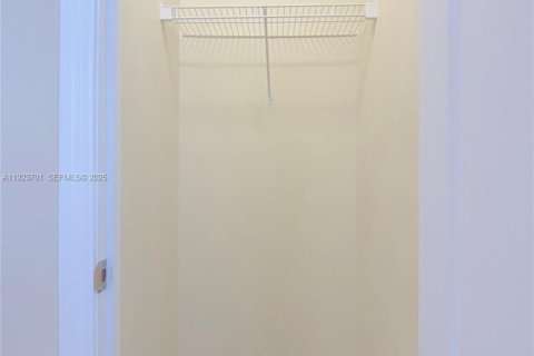 Touwnhouse à louer à Key Largo, Floride: 3 chambres, 12386.85 m2 № 1982099 - photo 12