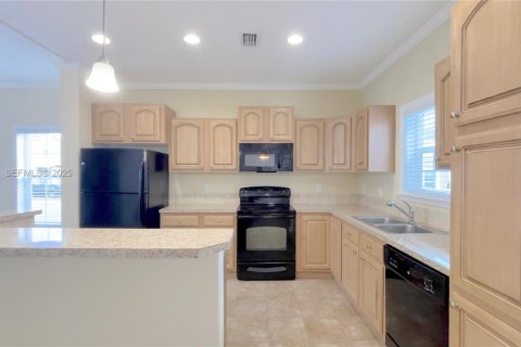 Touwnhouse à louer à Key Largo, Floride: 3 chambres, 12386.85 m2 № 1982099 - photo 5