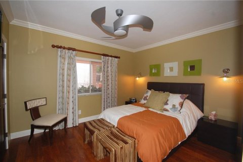 Condo in Sarasota, Florida, 2 bedrooms  № 1105428 - photo 13