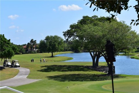 Condo in Sarasota, Florida, 2 bedrooms  № 1105428 - photo 16