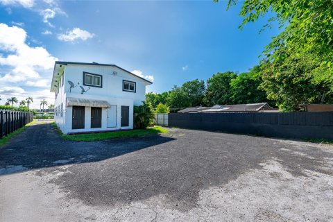 Commercial property in Homestead, Florida 362.97 sq.m. № 1964410 - photo 15