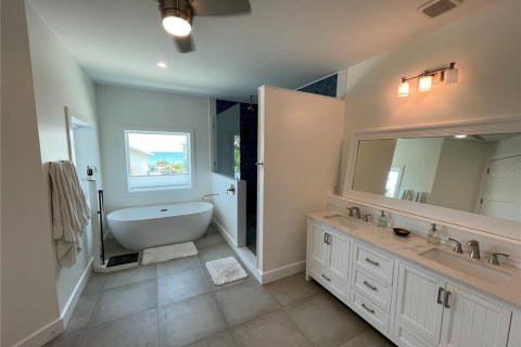 House in Flagler Beach, Florida 3 bedrooms, 390.19 sq.m. № 2205477 - photo 19