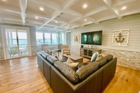 Casa en venta en Lake Placid, Florida, 5 dormitorios, 255.11 m2 № 1999475 - foto 8