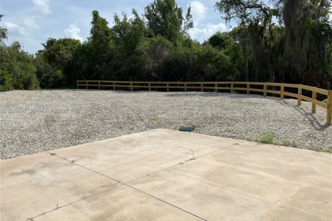 Casa en venta en Lake Placid, Florida, 5 dormitorios, 255.11 m2 № 1999475 - foto 27