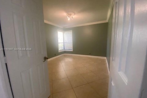 Снять в аренду кондоминиум в Коконат Крик, Флорида 2 спальни, 91.23м2, № 1978736 - фото 22