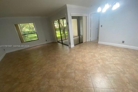 Снять в аренду кондоминиум в Коконат Крик, Флорида 2 спальни, 91.23м2, № 1978736 - фото 23