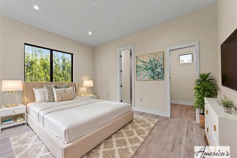 Casa en venta en Miami, Florida, 4 dormitorios, 241.55 m2 № 2007861 - foto 23