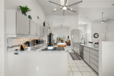 Villa ou maison à vendre à Punta Gorda, Floride: 3 chambres, 245.45 m2 № 2285625 - photo 15