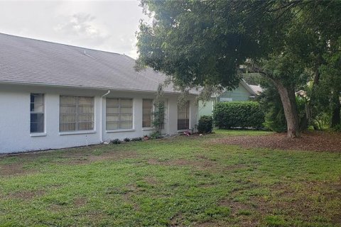 Villa ou maison à vendre à New Port Richey, Floride: 2 chambres, 152.92 m2 № 1300489 - photo 12