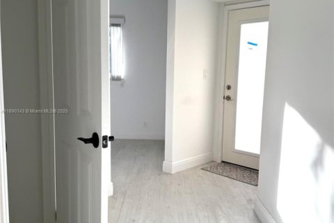 Condominio en venta en Coconut Creek, Florida, 2 dormitorios, 125.05 m2 № 1943291 - foto 4