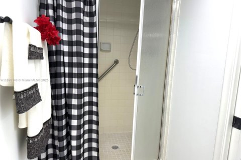 Condominio en venta en Coconut Creek, Florida, 2 dormitorios, 125.05 m2 № 1943291 - foto 27