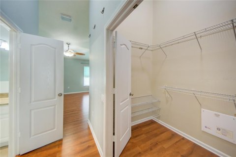 Снять в аренду виллу или дом в Уэсли-Чепел, Флорида 7 комнат, 181.72м2, № 1886828 - фото 23