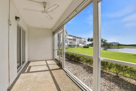 Copropriété à vendre à Boca Raton, Floride: 2 chambres, 79.99 m2 № 2334606 - photo 13