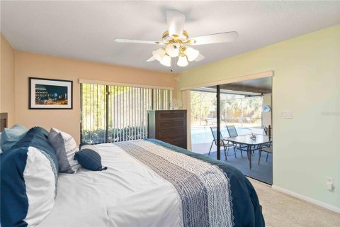 House in Oviedo, Florida 4 bedrooms, 195.19 sq.m. № 1885458 - photo 28
